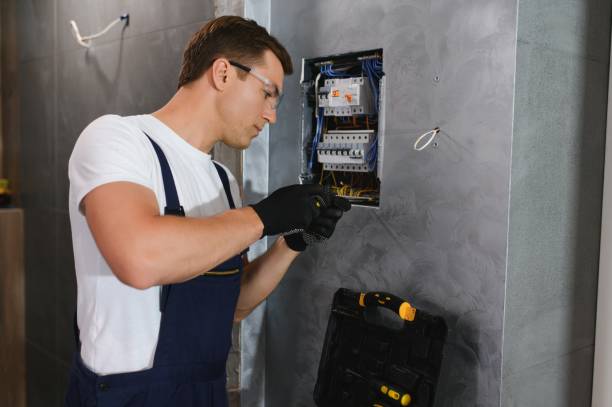 Best Affordable Emergency Electrician  in Hill N Dale, FL